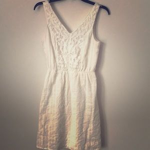 White/light crème summer dress